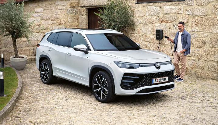 VW Tayron